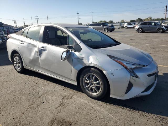 JTDKBRFU7H3033010 - 2017 TOYOTA PRIUS 银色 照片 4