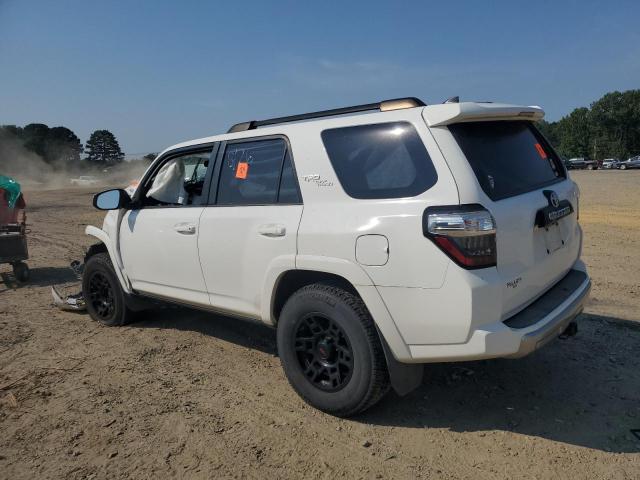 JTEBU5JR8K5685096 - 2019 TOYOTA 4RUNNER SR5/SR5 PREMIUM Biały zdjęcie 2