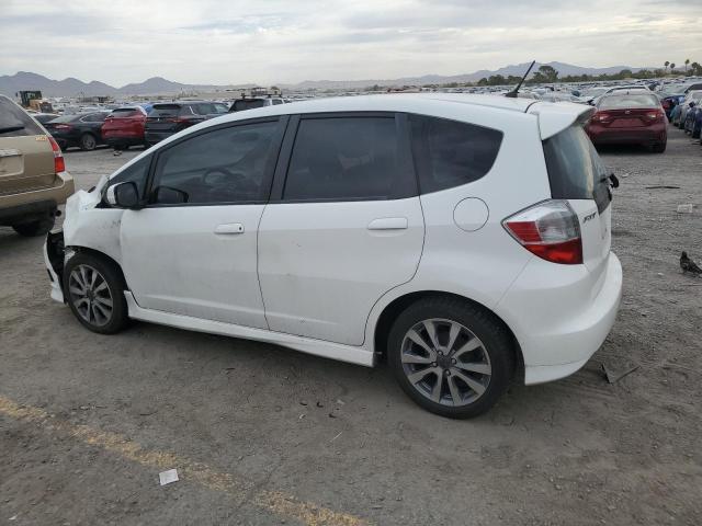 JHMGE8H69DC043066 - 2013 HONDA FIT SPORT WHITE photo 2