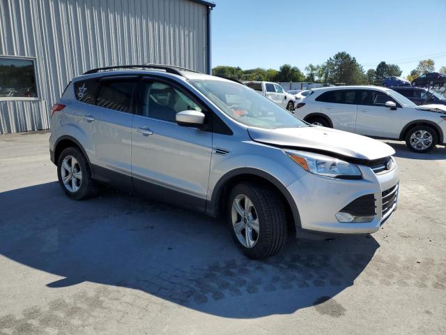 1FMCU9G95GUB64451 - 2016 FORD ESCAPE SE SILVER photo 4