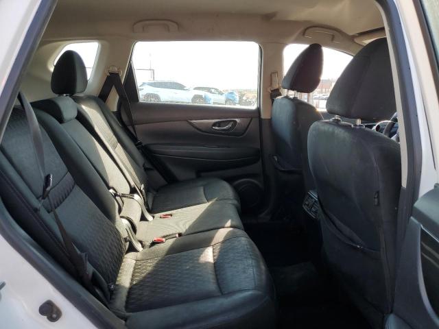 KNMAT2MT5JP596386 - 2018 NISSAN ROGUE S Biały zdjęcie 11