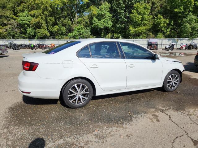 3VWDB7AJ1HM360184 - 2017 VOLKSWAGEN JETTA SE WHITE photo 3