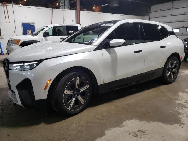 WB523CF05RCP93327 - 2024 BMW IX XDRIVE50 WHITE photo 1