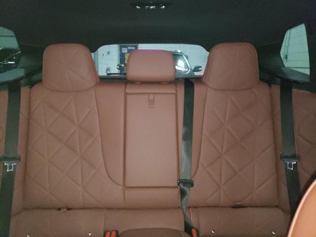 WB523CF05RCP93327 - 2024 BMW IX XDRIVE50 WHITE photo 10