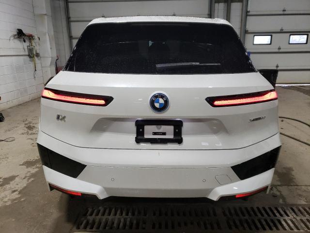 WB523CF05RCP93327 - 2024 BMW IX XDRIVE50 WHITE photo 6