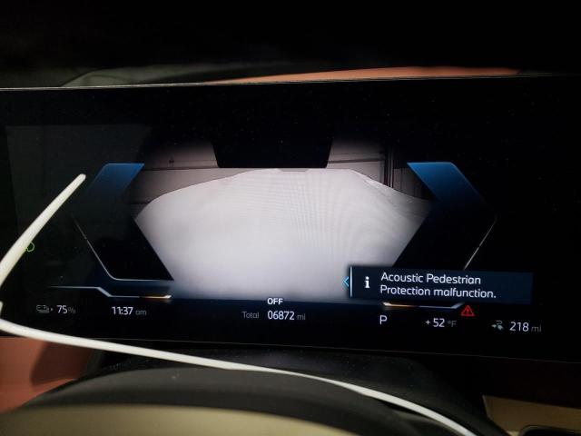 WB523CF05RCP93327 - 2024 BMW IX XDRIVE50 WHITE photo 9