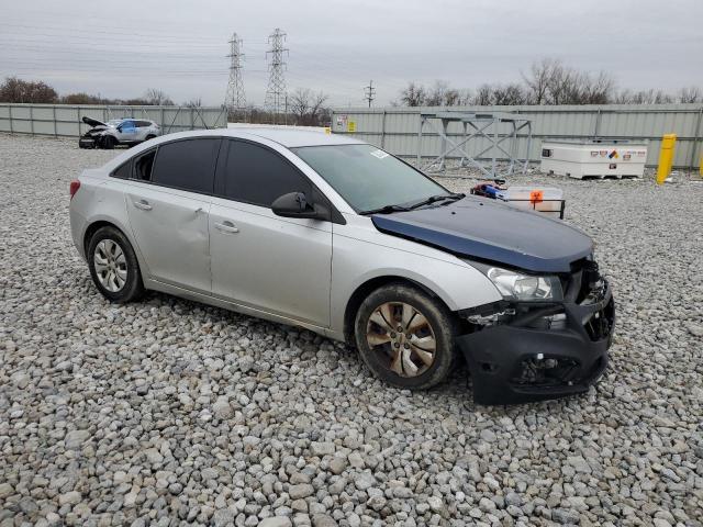 1G1PA5SH8F7244810 - 2015 CHEVROLET CRUZE LS SILVER photo 4