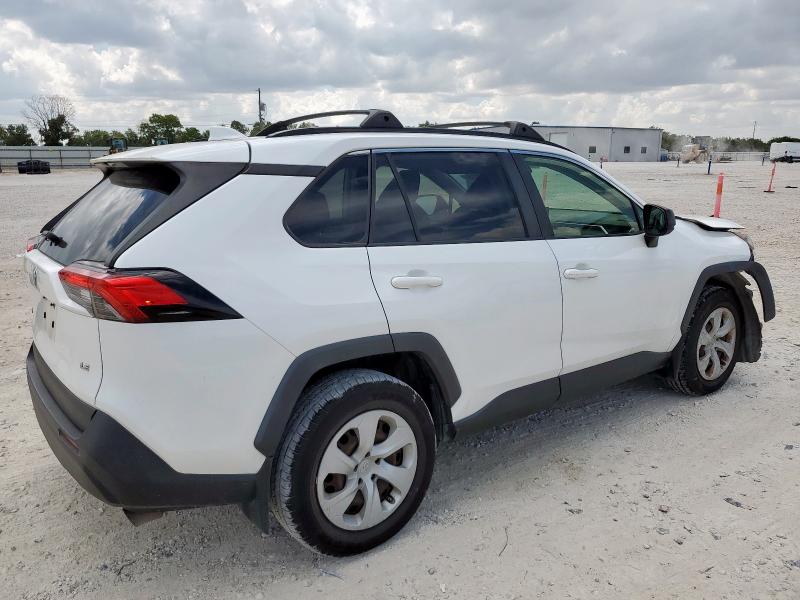 JTMH1RFV2KJ008783 - 2019 TOYOTA RAV4 LE WHITE photo 3