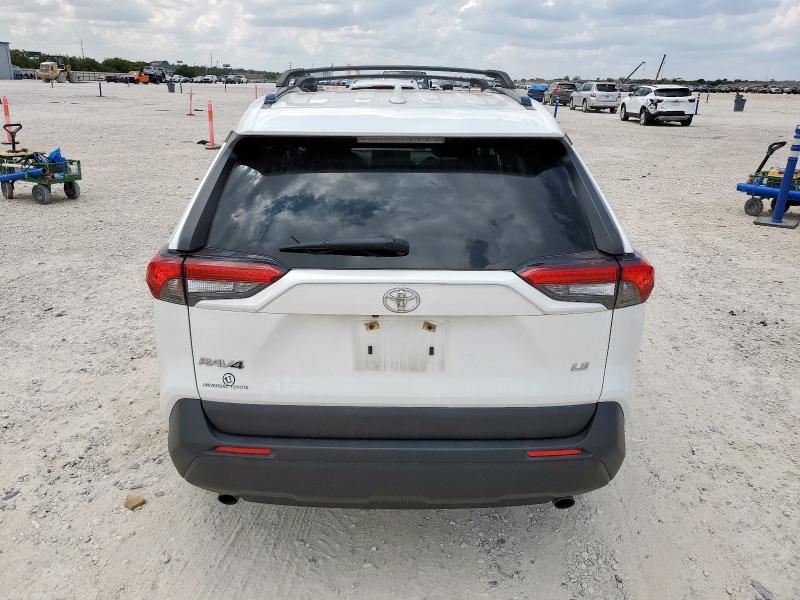 JTMH1RFV2KJ008783 - 2019 TOYOTA RAV4 LE WHITE photo 6