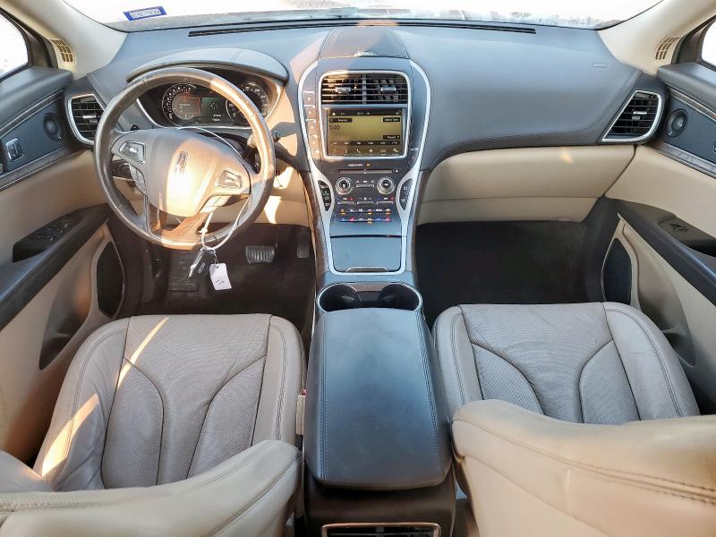 2LMTJ6LP0GBL52848 - 2016 LINCOLN MKX RESERVE Կարմիր լուսանկար 8