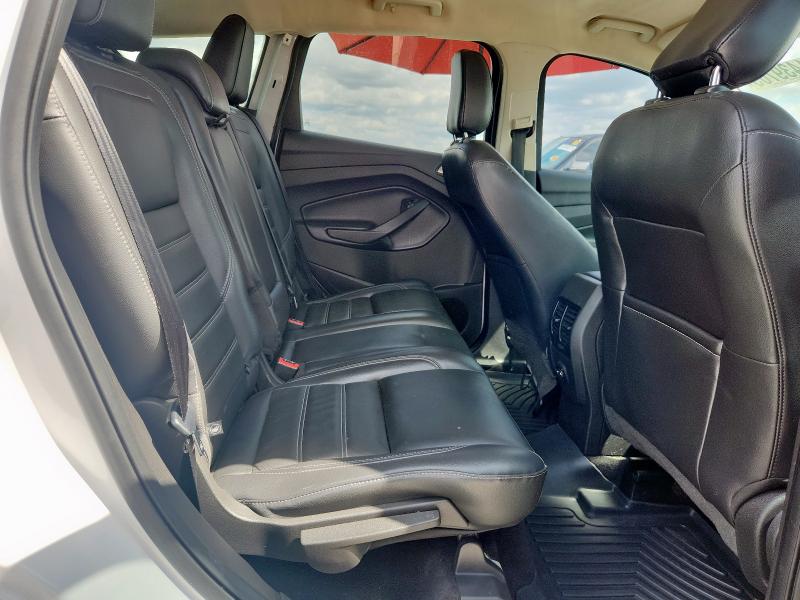 1FMCU9HD5JUC33147 - 2018 FORD ESCAPE SEL Blanc photo 11