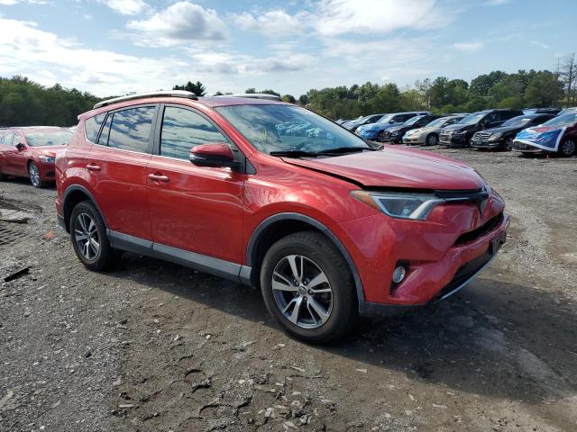 2T3WFREV8HW399474 - 2017 TOYOTA RAV4 XLE 红色 照片 4