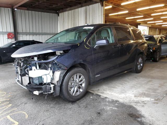 2021 TOYOTA SIENNA LE, 