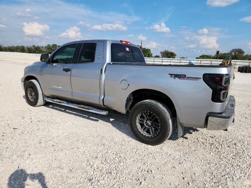 5TFRM5F12DX055927 - 2013 TOYOTA TUNDRA DOUBLE CAB SR5 GRAY photo 2