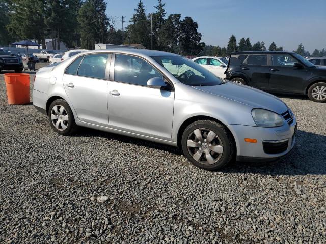 3VWJZ7AJ5AM003577 - 2010 VOLKSWAGEN JETTA S ვერცხლისფერი ფოტო 4