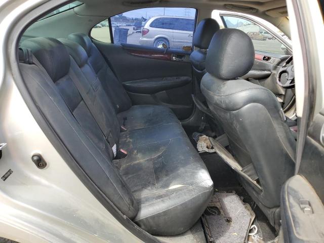 JTHBA30G645013136 - 2004 LEXUS ES 330 SILVER photo 10