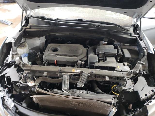 5XYZUDLB4JG513568 - 2018 HYUNDAI SANTA FE S SILVER photo 11