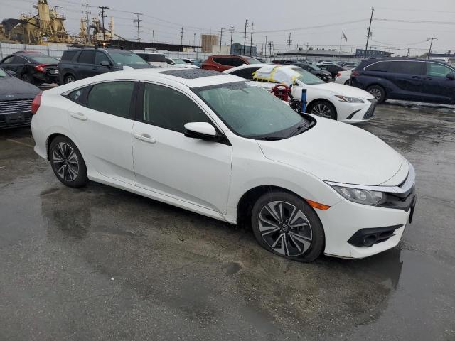 JHMFC1F75JX041047 - 2018 HONDA CIVIC EXL WHITE photo 4