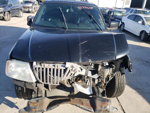 5LMFU28516LJ10260 - 2006 LINCOLN NAVIGATOR შავი ფოტო 12