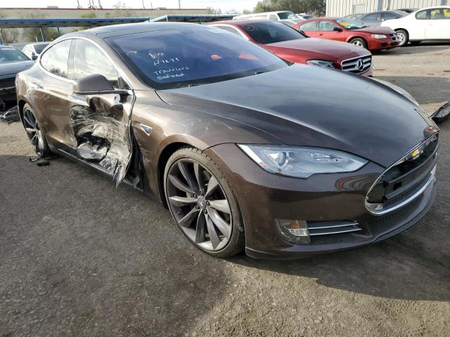 5YJSA1CP7DFP05860 - 2013 TESLA MODEL S Սև լուսանկար 4