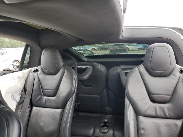 5YJXCBE2XGF002765 - 2016 TESLA MODEL X Білий фото 10