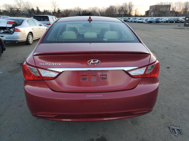 5NPEB4AC9CH439964 - 2012 HYUNDAI SONATA GLS RED photo 6