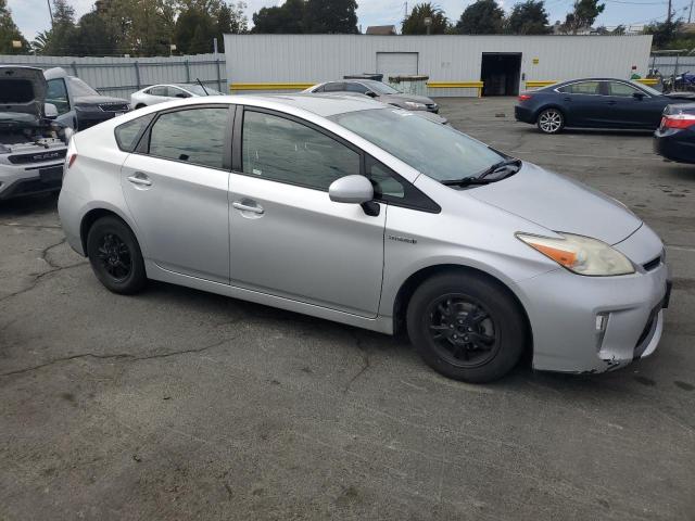 JTDKN3DU2C5534407 - 2012 TOYOTA PRIUS SILVER photo 4