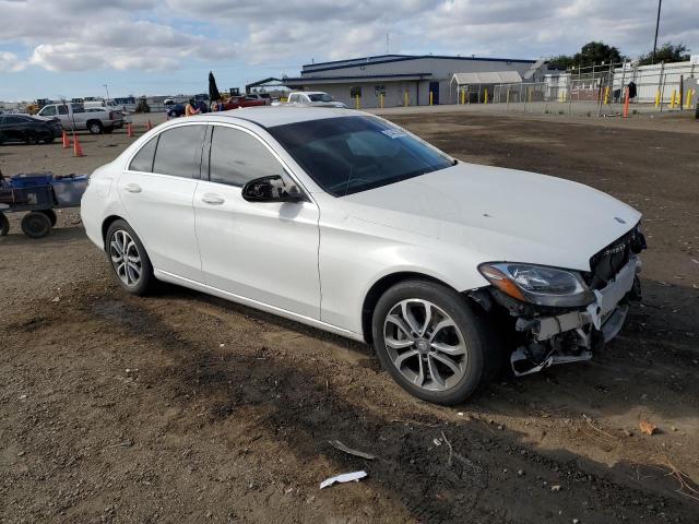 55SWF4JB2GU124751 - 2016 MERCEDES-BENZ C 300 WHITE photo 4