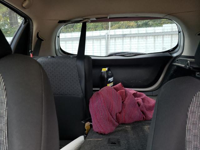 VNKKTUD36GA061683 - 2016 TOYOTA YARIS L ვერცხლისფერი ფოტო 10