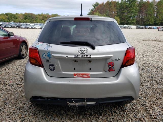 VNKKTUD36GA061683 - 2016 TOYOTA YARIS L ვერცხლისფერი ფოტო 6
