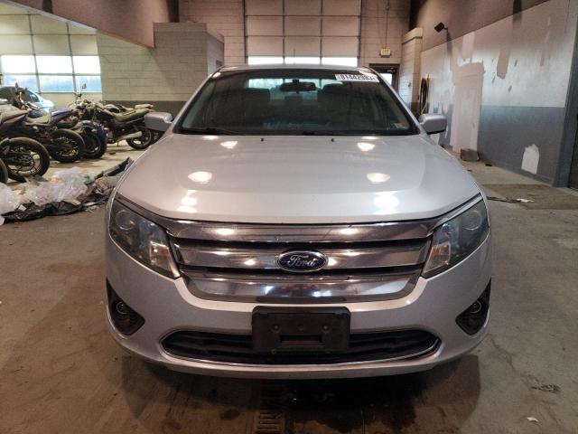 3FAHP0HA7CR110498 - 2012 FORD FUSION SE SILVER photo 5