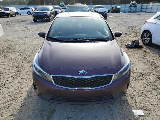 3KPFK4A76HE150964 - 2017 KIA FORTE LX BURGUNDY photo 5