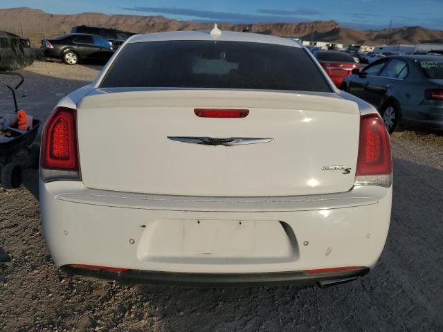 2C3CCABG1JH244536 - 2018 CHRYSLER 300 S WHITE photo 6