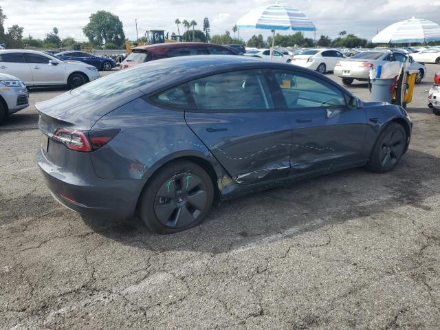 5YJ3E1EA8PF396776 - 2023 TESLA MODEL 3 ნაცრისფერი ფოტო 3