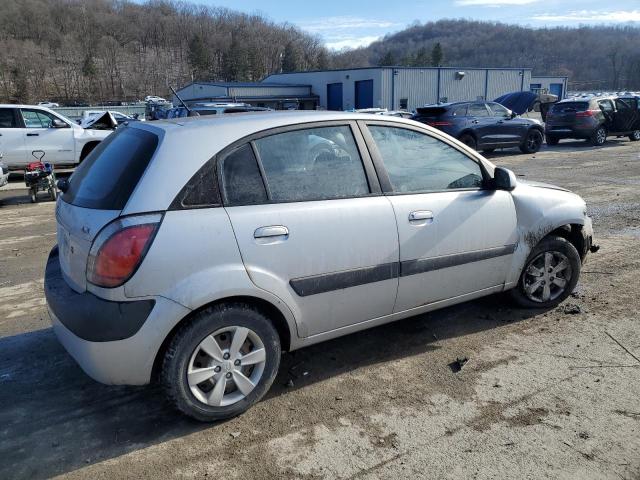 KNADE163586329017 - 2008 KIA RIO 5 SX SILVER photo 3