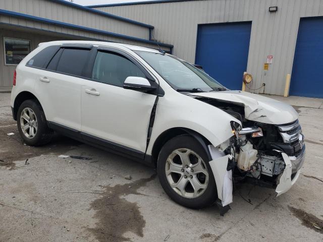 2FMDK4JC7DBC88093 - 2013 FORD EDGE SEL WHITE photo 4