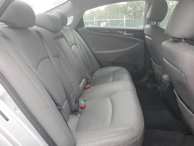 5NPEC4AC8CH367247 - 2012 HYUNDAI SONATA SE Argent photo 10