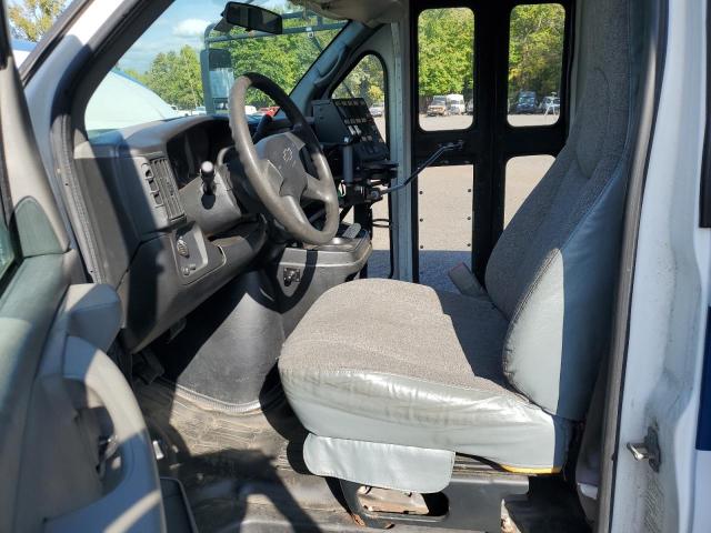 1GBJG31UX51222506 - 2005 CHEVROLET EXPRESS G3 白色 照片 7
