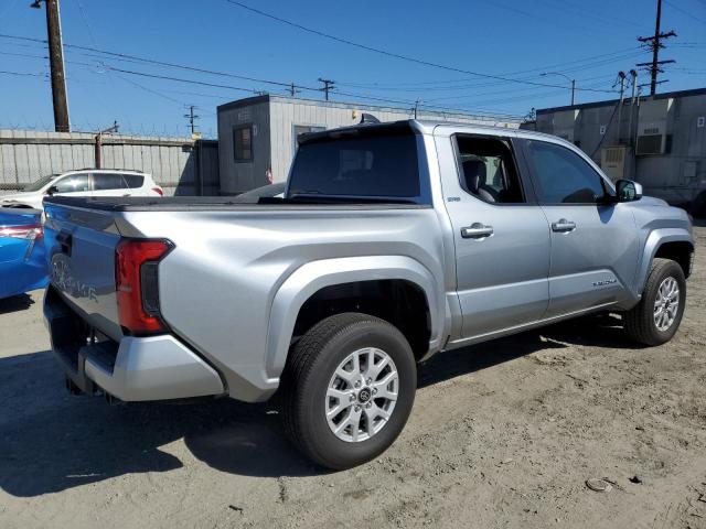 3TMLB5JN1SM138841 - 2025 TOYOTA TACOMA DOUBLE CAB فضي صورة 3