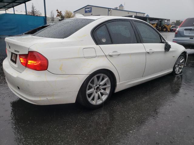 WBAPH5G57BNM75315 - 2011 BMW 328 I SULEV WHITE photo 3