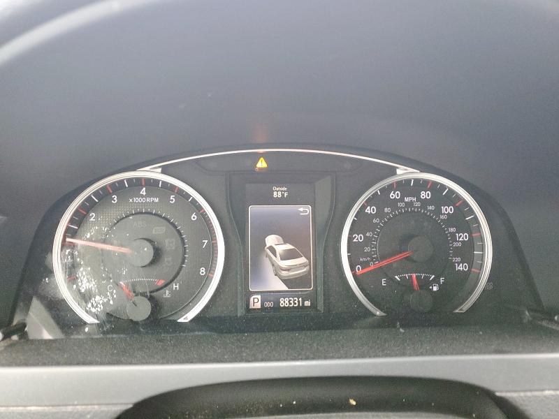 4T1BF1FK5HU625869 - 2017 TOYOTA CAMRY LE ნაცრისფერი ფოტო 9