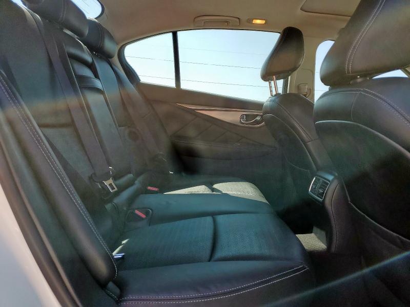 JN1EV7AP0KM541267 - 2019 INFINITI Q50 LUXE WHITE photo 10