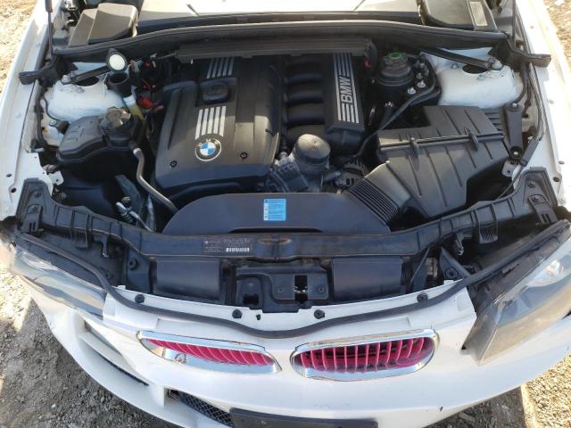 WBAUL73519VJ76173 - 2009 BMW 128 I WHITE photo 11