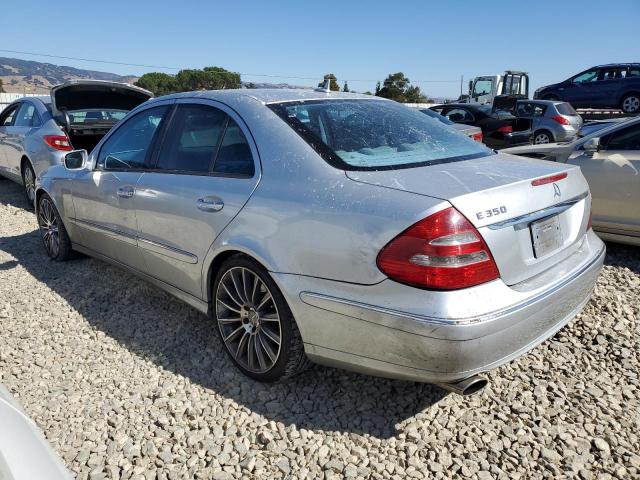 WDBUF56XX7B144766 - 2007 MERCEDES-BENZ E 350 银色 照片 2