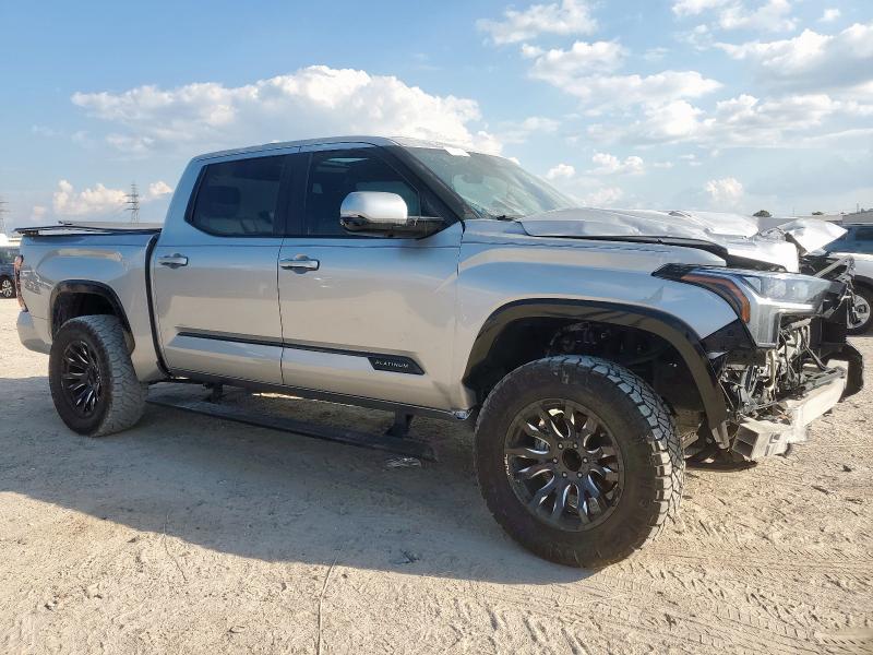 5TFNA5AB9RX036810 - 2024 TOYOTA TUNDRA CREWMAX PLATINUM SILVER photo 4