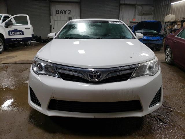 4T1BF1FK3EU313299 - 2014 TOYOTA CAMRY L WHITE photo 5