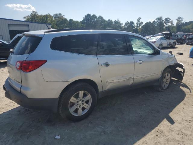 1GNKVGED2CJ155489 - 2012 CHEVROLET TRAVERSE LT SILVER photo 3