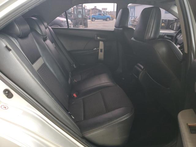 4T1BF1FK0CU067583 - 2012 TOYOTA CAMRY BASE Silber Foto 10
