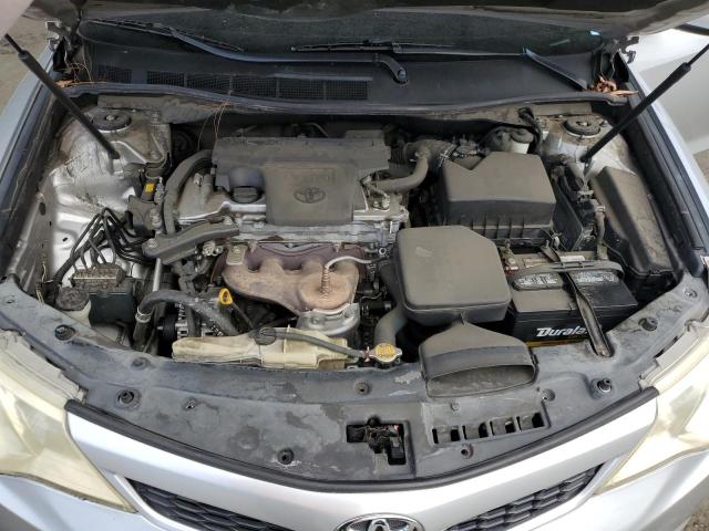 4T1BF1FK0CU067583 - 2012 TOYOTA CAMRY BASE Silber Foto 11