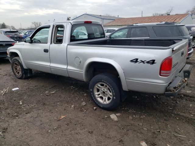 1D7HG12X23S267203 - 2003 DODGE DAKOTA SXT SILVER photo 2